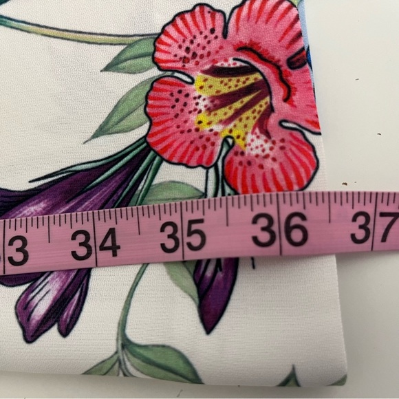 Ann Taylor White Floral Wide Leg Crop Pants - Picture 13 of 15